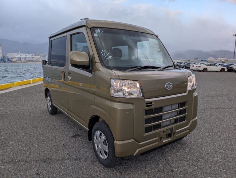 Daihatsu Hijet Deck Van 2024- BRAND NEW- CVT Automatic