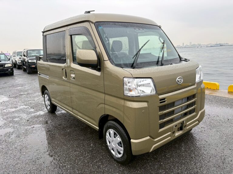 Daihatsu Hijet Deck Van 2026 – BRAND NEW – CVT AUTOMATIC